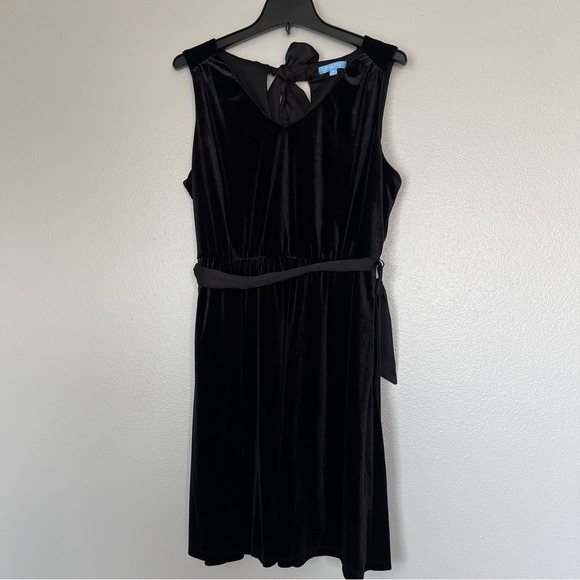 Draper James Women Dress Black Velvet Bow Back Ribbon Knot Waist M Cocktail Hour - Picture 1 of 8